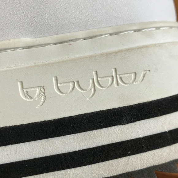 Byblos White Platform Sneakers with Silver Stripes - Picture 2 of 8